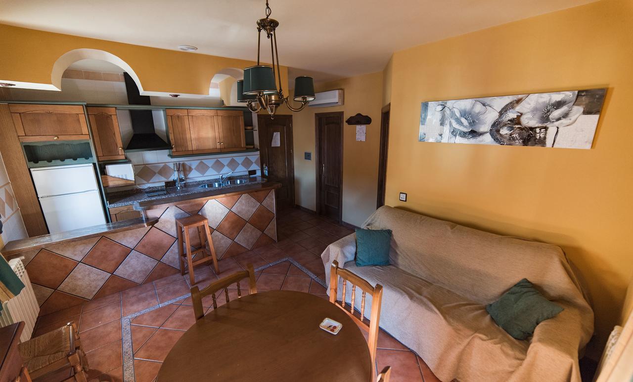 Apartamentos Raisa Hornos Extérieur photo